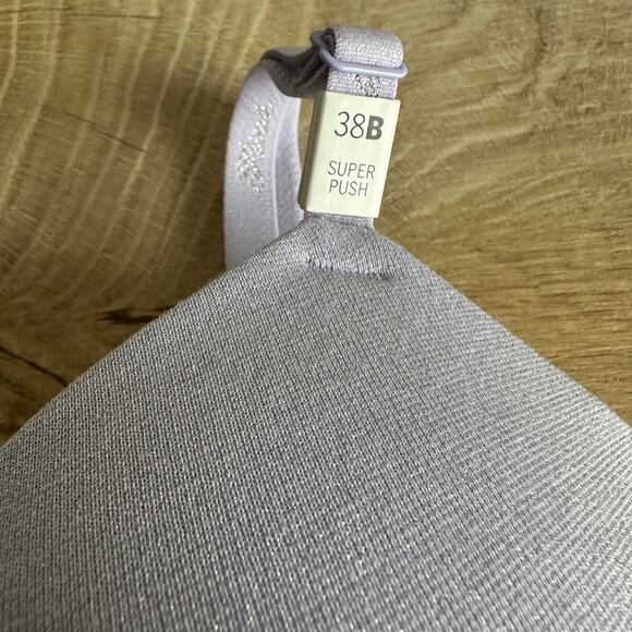 PINK Victoria's Secret Wear Everywhere Super Push Up Bra Purple Shimmer 38B - Picture 2 of 11